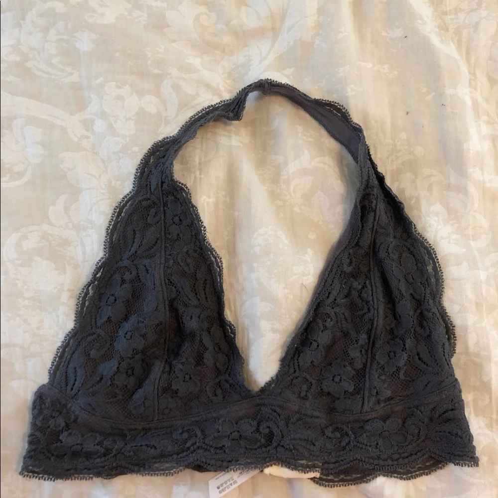2 Bralettes